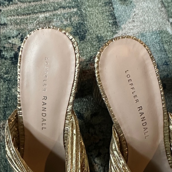 Loeffler Randall Penny Gold Pleated Sandals 7–Great Condition! - Picture 3 of 5